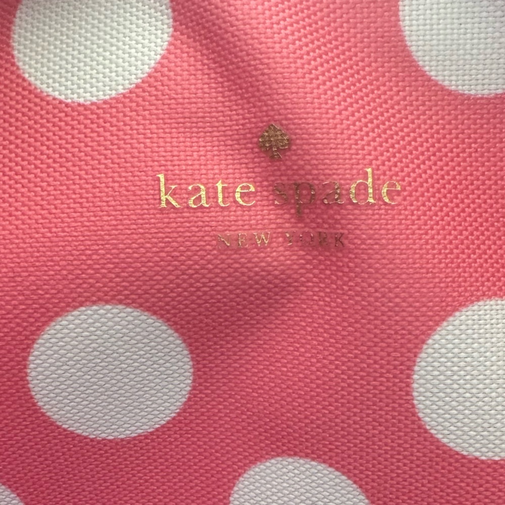 Kate Spade Pink &White insulated tote with Polka Dots, sturdy zipper /handles💗🤍💗 - Picture 4 of 14